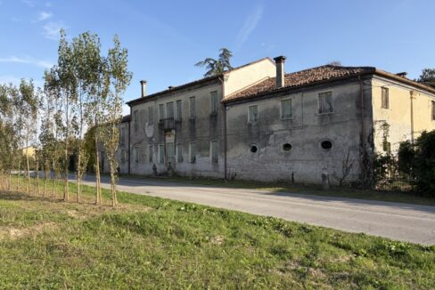 Punto Immobiliare-Agenzia Padova-Casa singola-Stra-8