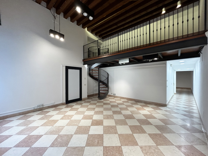 Punto Immobiliare-Agenzia Padova-Negozio-Padova-3