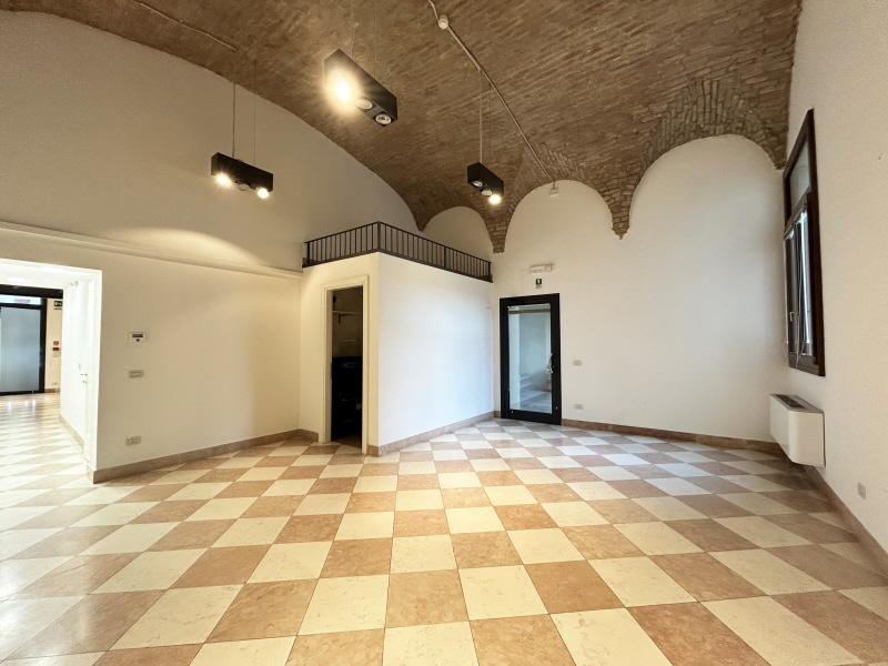 Punto Immobiliare-Agenzia Padova-Negozio-Padova-5