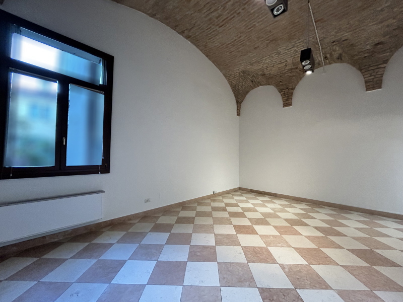 Punto Immobiliare-Agenzia Padova-Negozio-Padova-7